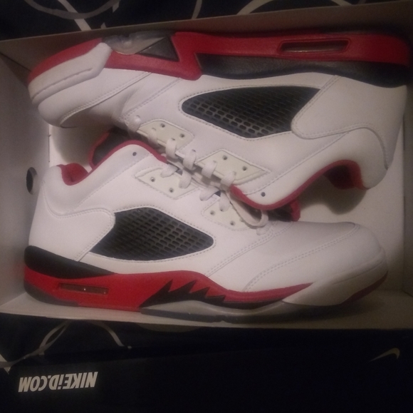 Air Jordan retro 5 - Picture 1 of 5
